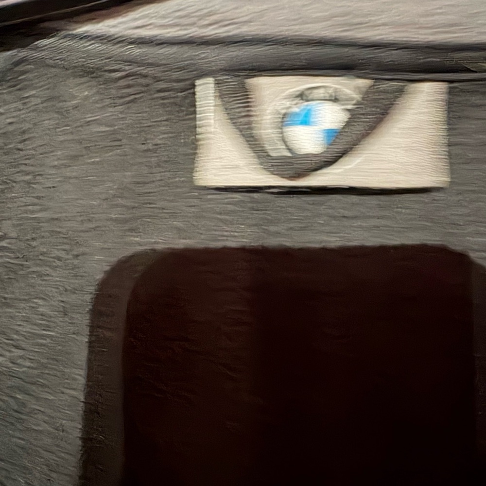 BMW Car Jacket 🖤 - Picture 5 of 5